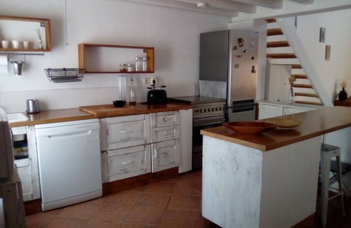Tolox Casa | The African House, alojamiento sostenible entre Ronda y Málaga
