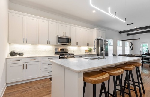 East Hill Casa | The Alabaster - Stylish Home in East Nashville