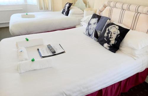 Blackpool Town Center Casa | The Albert Hotel Near Winter Gardens