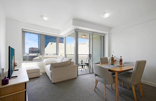 North Sydney Apartamento | The Alexander Apartments - Harbour Views, Parking, Pool, 24hr Concierge