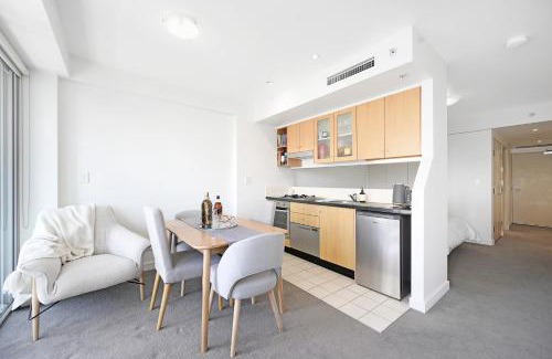 North Sydney Apartamento | The Alexander Apartments - Harbour Views, Parking, Pool, 24hr Concierge