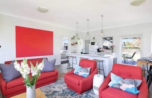 Mittagong Casa | The Alfred, Mittagong. Easy walk to cafes and pubs.