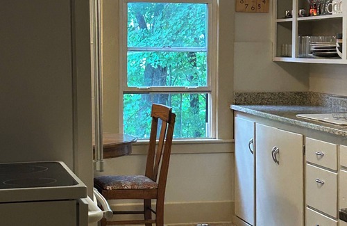 North Adams Apartamento | The Allen House historic North Adams Home in the Berkshire Mountains