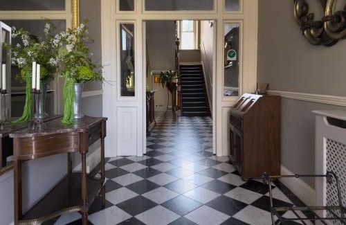 Clogheen Casa | The Almanage