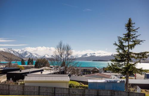 Lake Tekapo Casa | The Alpine 2-Bedroom Villa - Roam Lake Tekapo