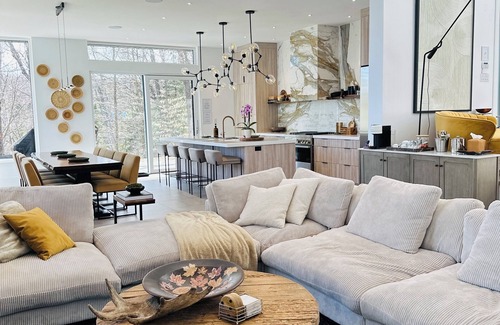 Dysart et al Casa | The Alpine Ridge Lakefront Luxury Residence