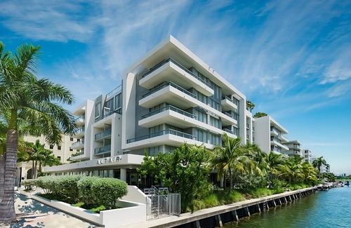 Bay Harbor Islands Apartamento | The Altair Hotel Bay Harbor Miami, 3 Double Queen Rooms, Pool, Pets Allowed!