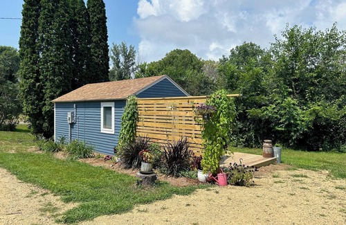 Pepin Cabaña | The Alton House - Come experience tiny house living in beautiful Pepin!