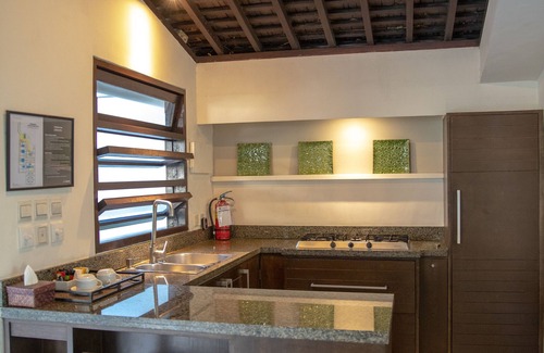 Sunset Road Complejo | The Amala Boutique Retreat