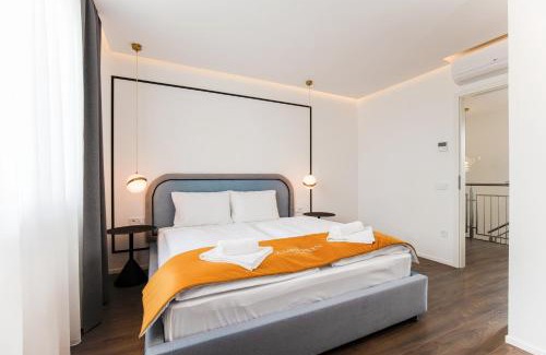 Palace District Hotel | The Amberlyn Suite Hotel