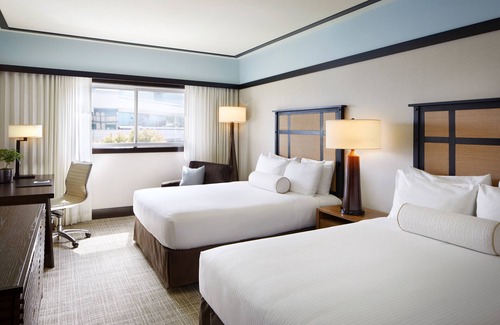 Mid-City Hotel | The Ambrose