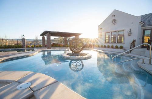 Hurricane Casa | The Americana Private Trailer Parking
