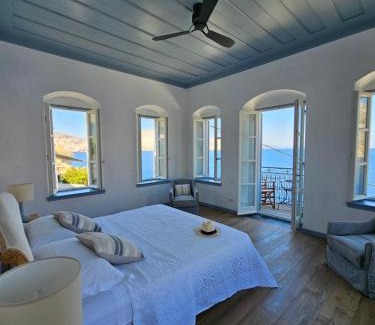 Symi Cama Y Desayuno | The Anchor House