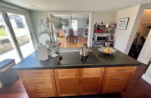 Marblehead Casa | The Anchor House Marblehead Retreat - Minutes to Old Town and Historic Salem!