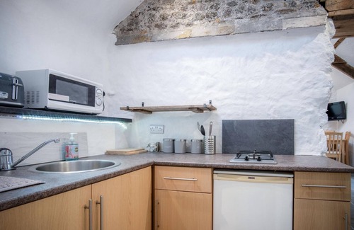 Castlemartin Casa | The Anchor Light - 1 Bed - Freshwest Beach Retreat
