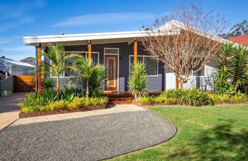 Callala Beach Casa | The Anchor - Pet Friendly - 5 Mins Walk to Beach - EV Charging