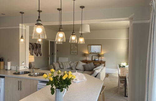 Westbourne Cabaña | The Anchorage