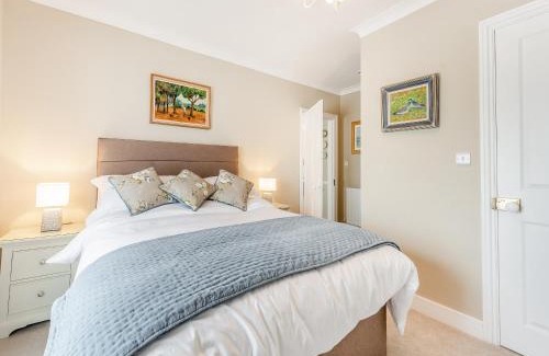 Pembroke Casa | The Anchorage