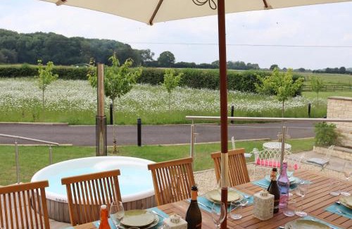 Chippenham Casa | The Anchorage Nables Farm