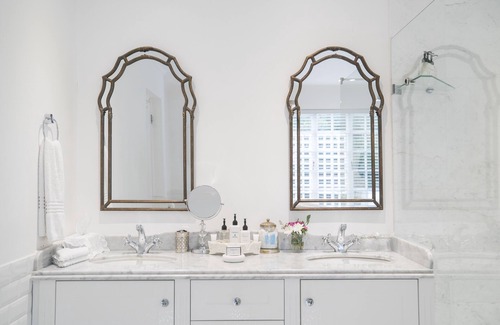Claremont Hotel | The Andros Deluxe Boutique Hotel
