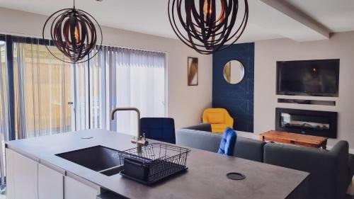 Upton Scudamore Casa | The Angel Holiday House