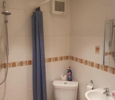 Gloucester Apartamento | The Annex @ 136