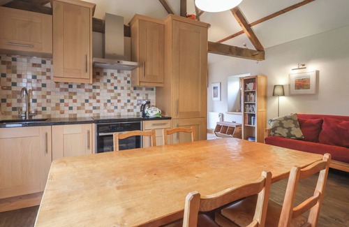 Scawton Cabaña | THE ANNEX AT MANOR FARM, pet friendly, with a garden in Brandsby