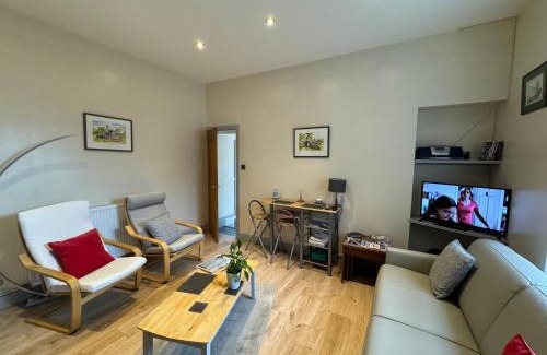 Keith Apartamento | The Annex Keith Self Catering WiFi Private Parking bkng