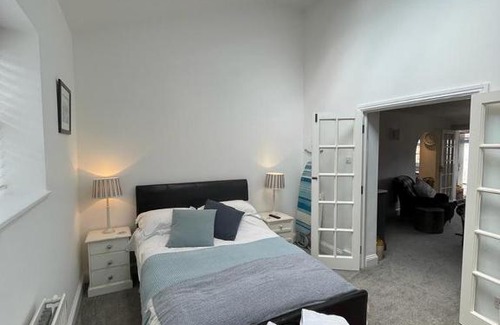 Frome Casa | The Annex, Selwood Cottage by StayStaycations