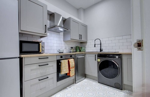 Irvine Apartamento | The Annick - Coorie Doon Apartments