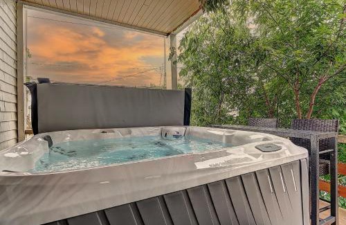 Quartier 5-4 Apartamento | The Antique Cat - Jacuzzi & Parking