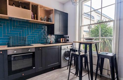 Hove Apartamento | The Apartment at Waterloo Sea View by Brighton Holiday Lets