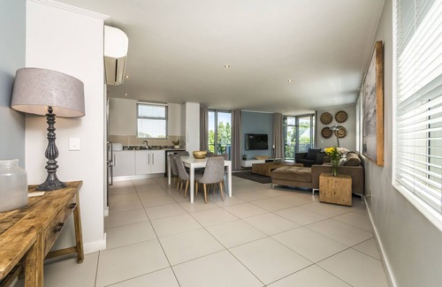 Greater Johannesburg Metropolitan Area Apartamento | The Apex on Smuts