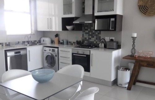 Greater Johannesburg Metropolitan Area Apartamento | The Apex on Smuts