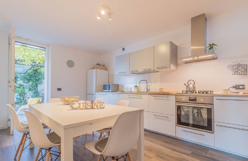 Fiumelatte Apartamento | The Apple House