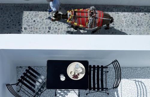 Oia Hotel | The Arches