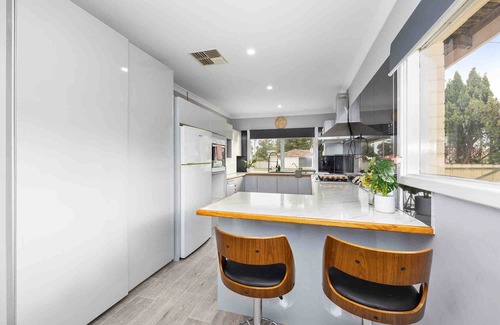 Belmont Casa | The Arlunya Escape: Pool, Fire Pit & Family Fun