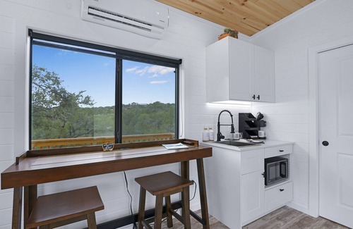 Dripping Springs Cabaña | The Armadillo at Harrod's Hill Country Hideaway
