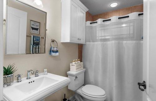 Mount Dora Casa | The Art House unique Mount Dora Getaway