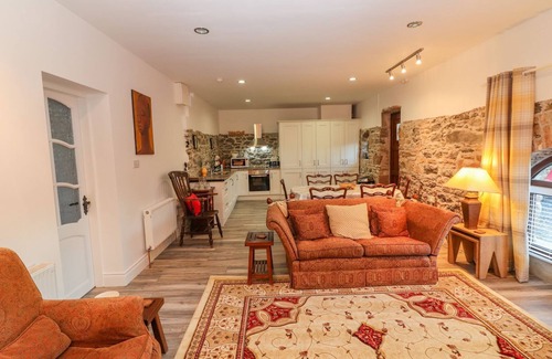 Glen of Aherlow Cabaña | The Artist's Barn