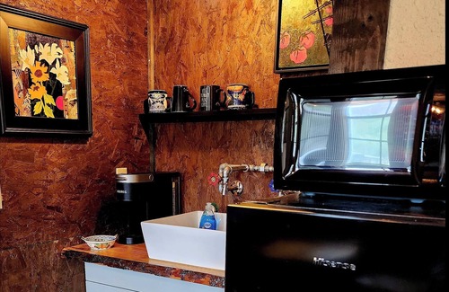Ajo Apartamento | The Artists Cottage ~ Fun desert getaway