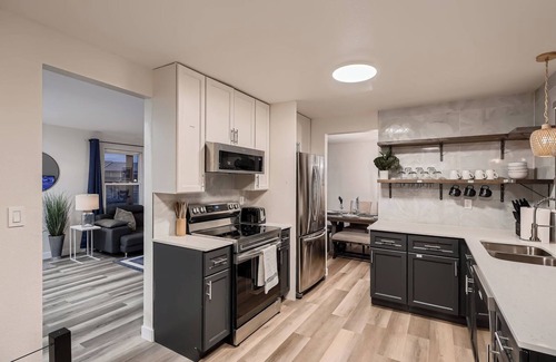 Ralston Valley Casa | The Arvada Retreat with WiFi, HotTub, Games, Gym and Lounge