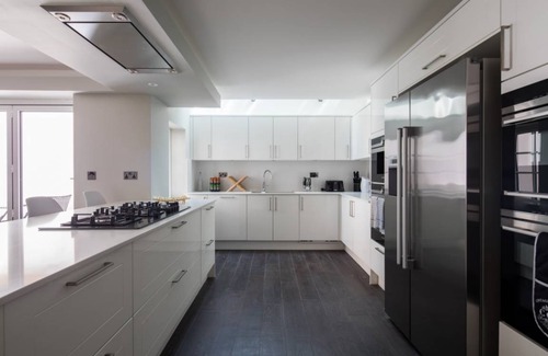 Windlesham Apartamento | The Ascot Retreat - Spacious 3BDR Home with Parking & Garden