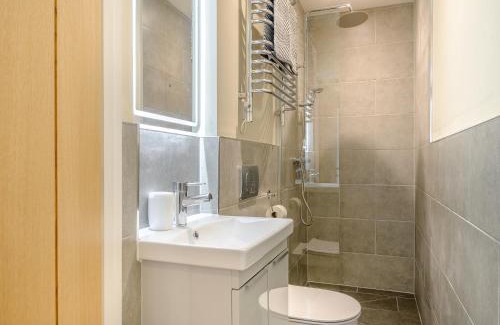 Trowbridge Casa | The Ash - Arnolds Hill