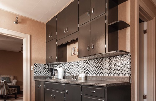 Fairbury Apartamento | The Ashford 1BR apartment in historic downtown