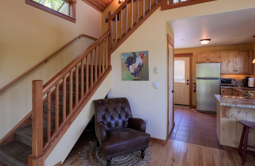 Siskiyou-Hargadine Historic District Cabaña | The Ashland Cottage, a pie de la ciudad