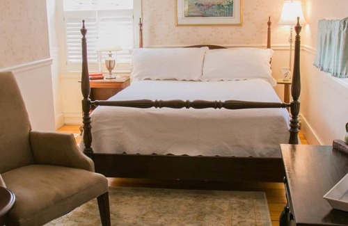 Edgartown Hotel | The Ashley Inn