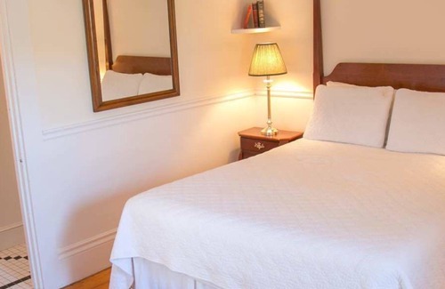 Edgartown Hotel | The Ashley Inn