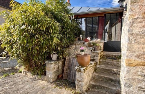 Montigny-sur-Loing Casa | The Atelier, cosy refuge close to the magic forest