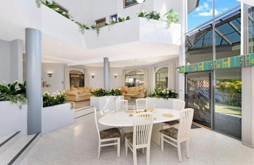 Port Macquarie Casa | The Atrium 11 Kentia Close